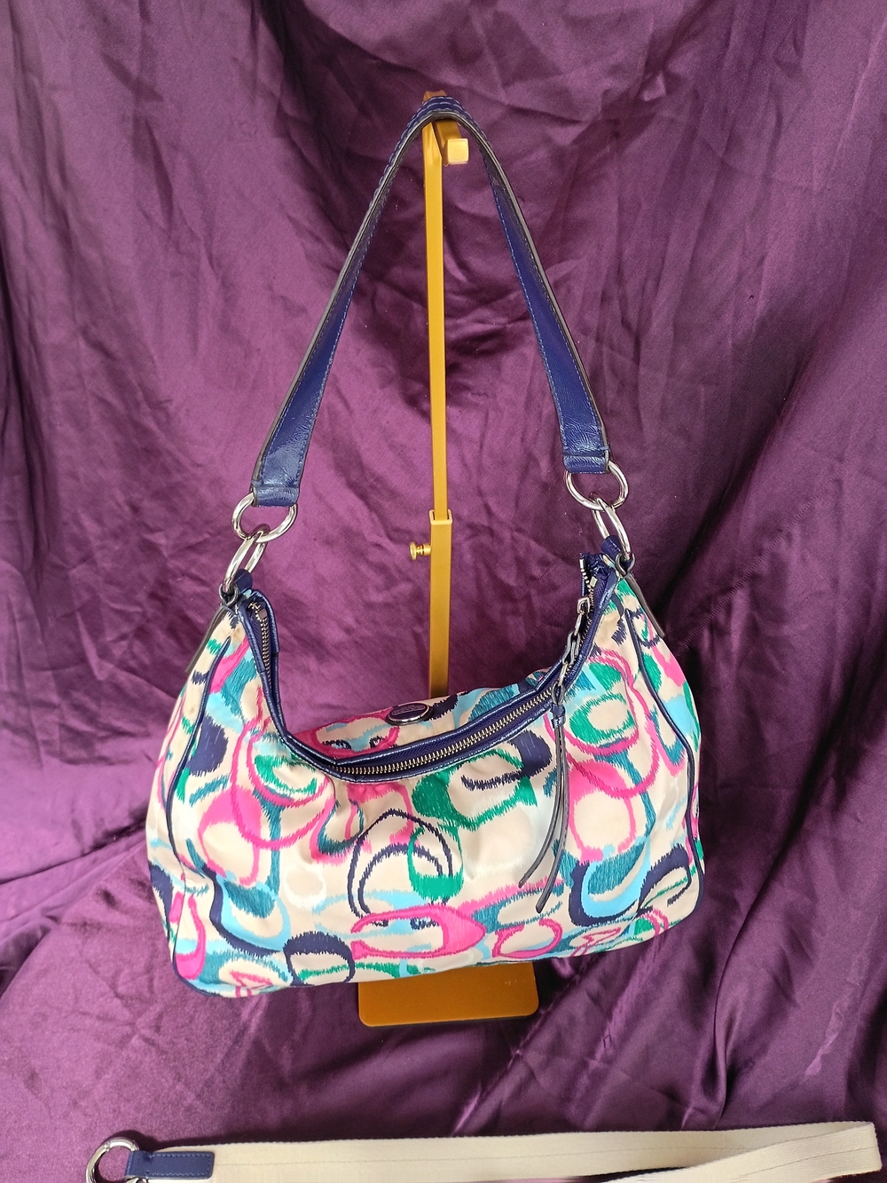 Coach Ikay Scribble Bag - Picture 8 of 16